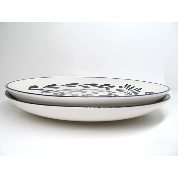 Orly Maison New York 10” Dinner Plates Navy & White Set of 2 - Picture 14 of 16